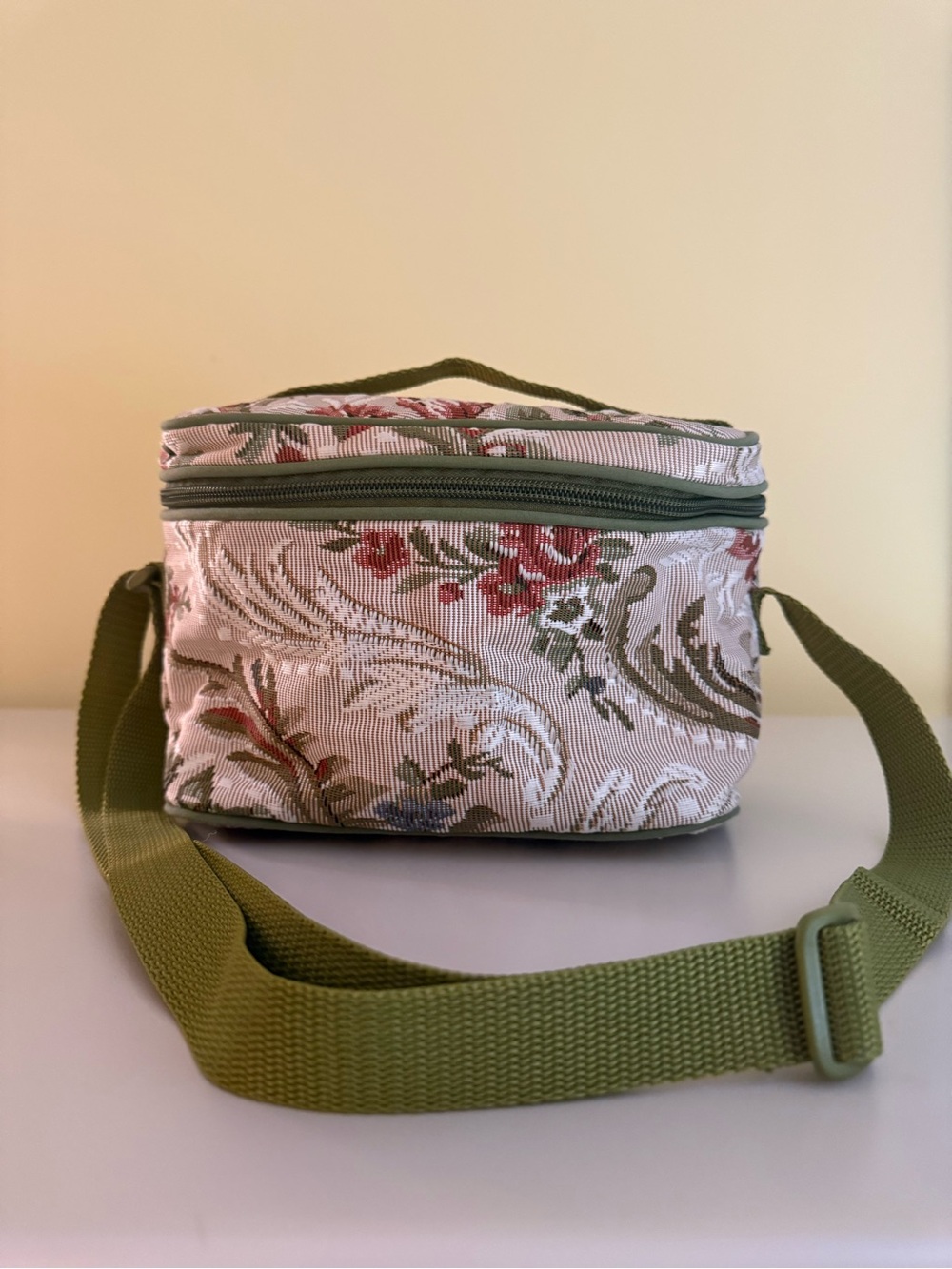 Olive Green Floral Tapestry Cooler Insulated Bag NWOT